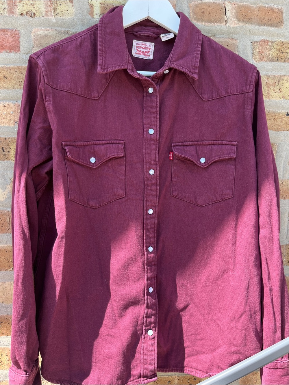 Levi's Womens Burgundy Button-Up Shirt - Picture 3 of 5